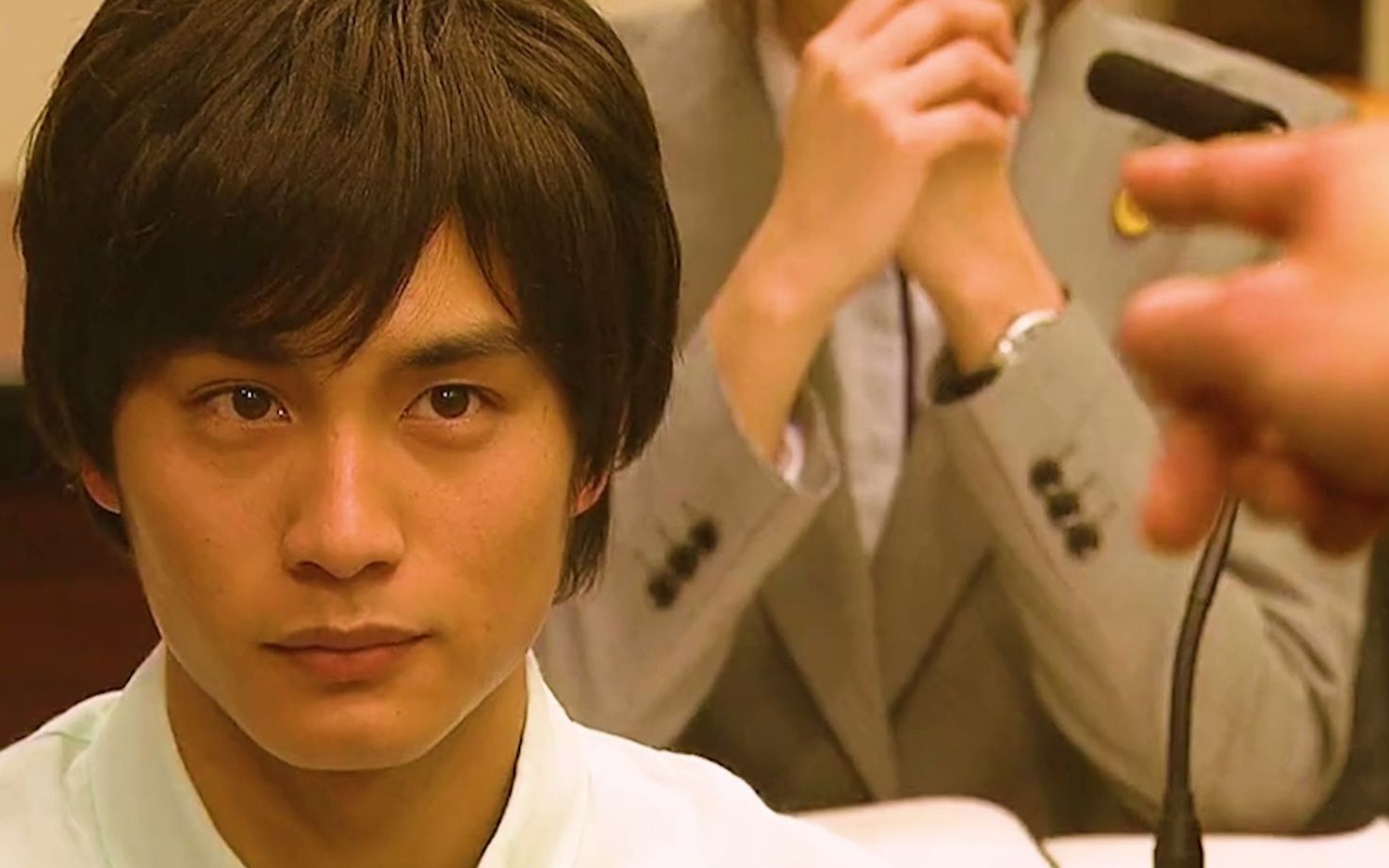 日剧半泽直树解说第一集日本地铁会让座给老人家吗