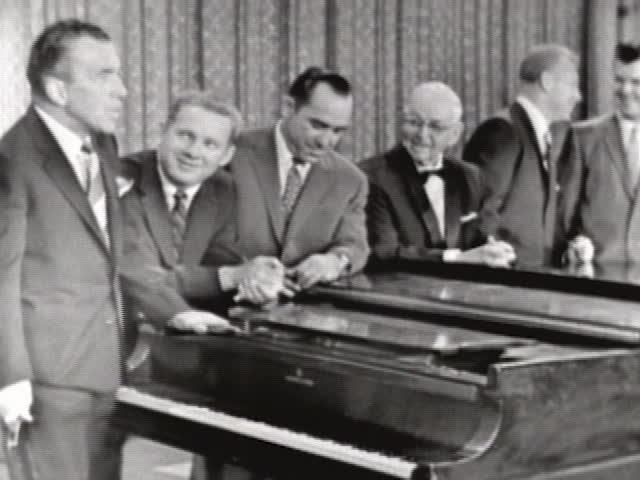 [图]Take Me Out To The Ball Game (Live On The Ed Sullivan Show, April 13, 1958) - 群星