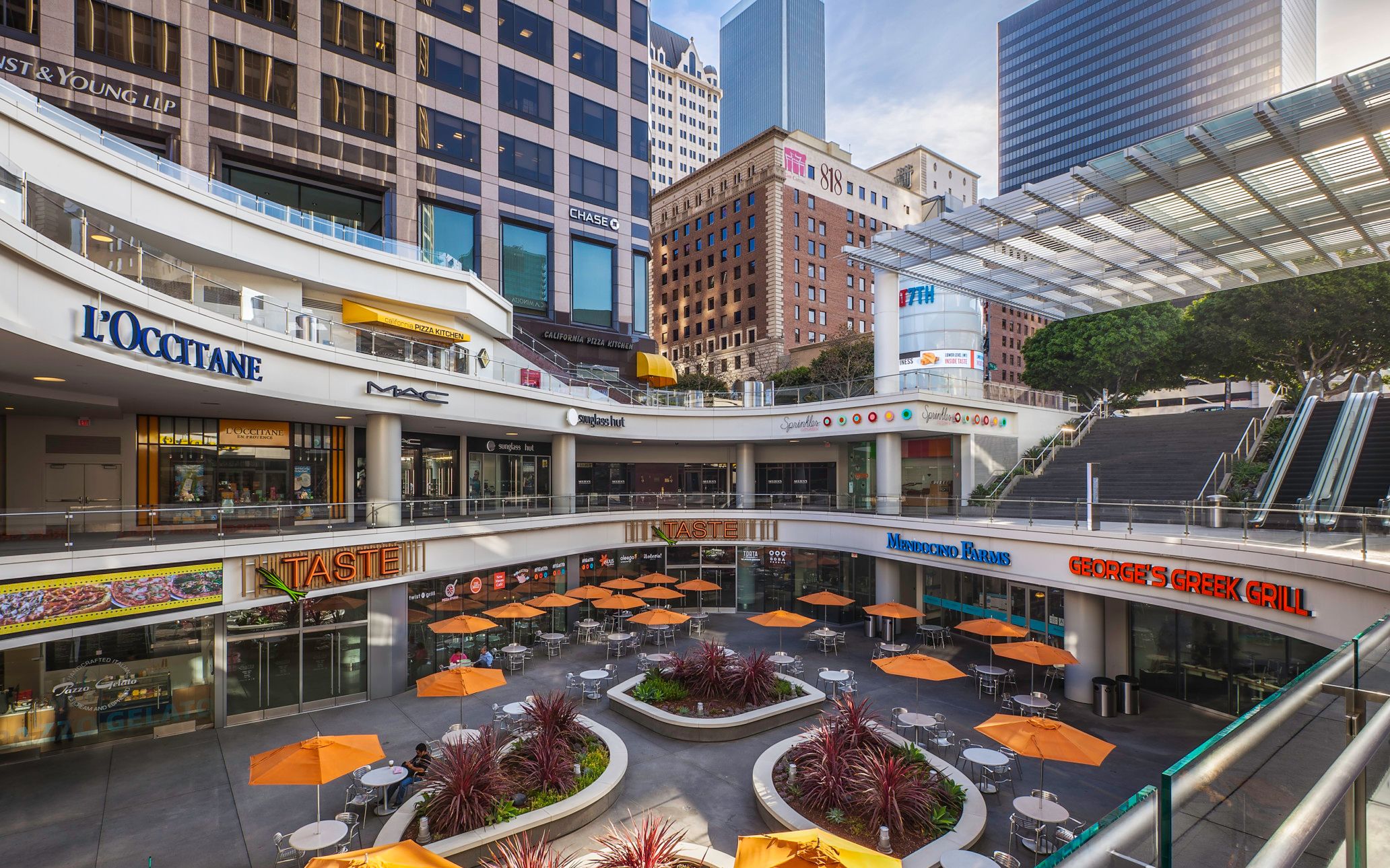 洛杉矶城市金融区figat7th购物中心散步