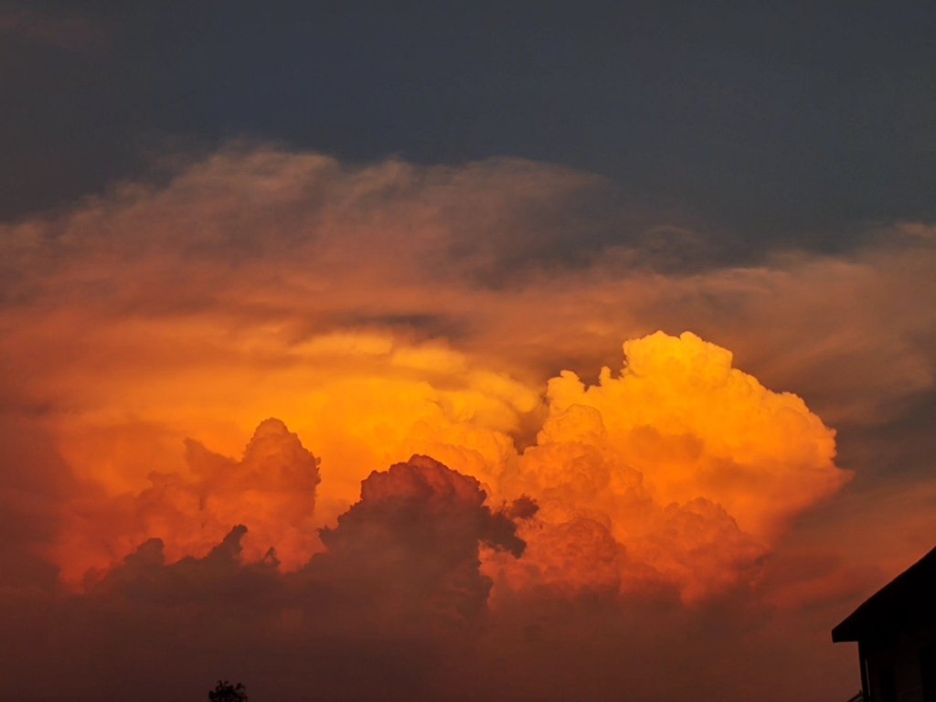 火烧云!夕阳美景如画