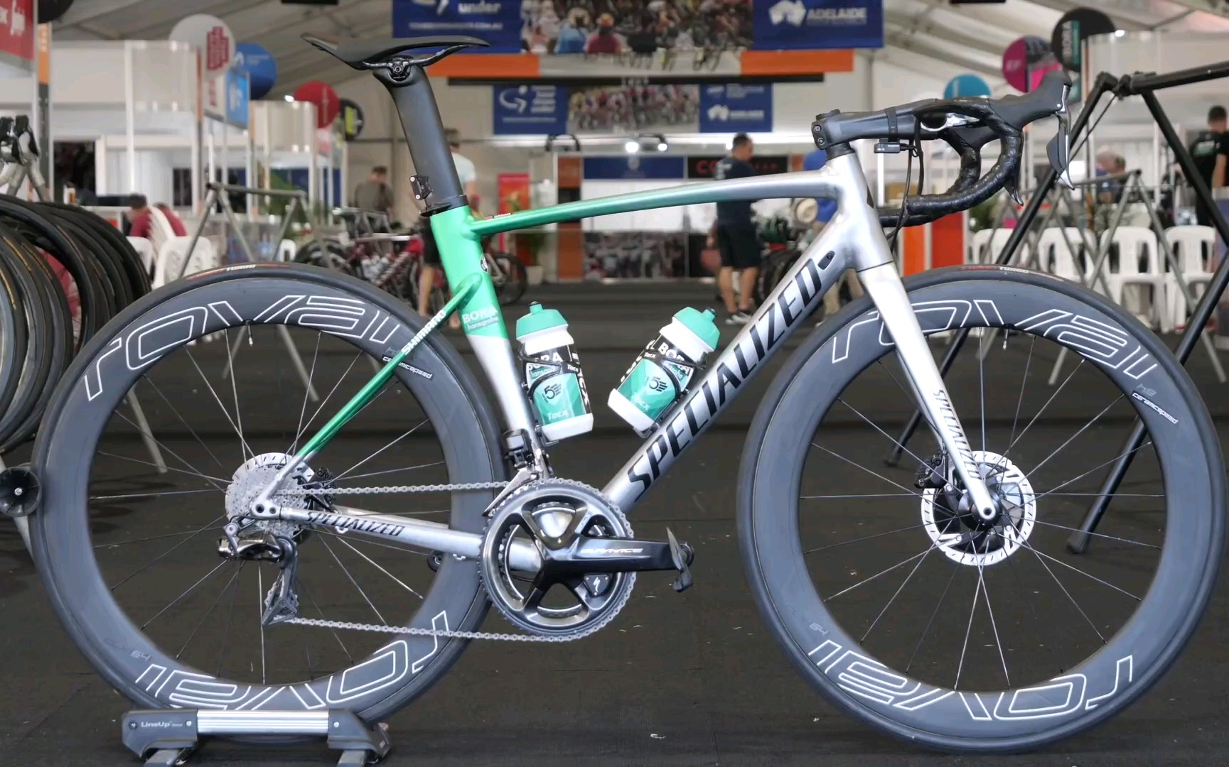 萨甘的specialized allez sprint disc