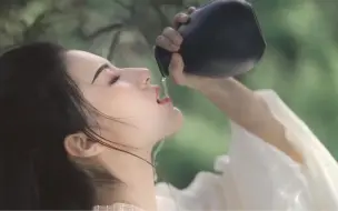 Tải video: 一首好听的古风歌曲《烟雨唱扬州》，前奏响起，满满回忆涌上心头