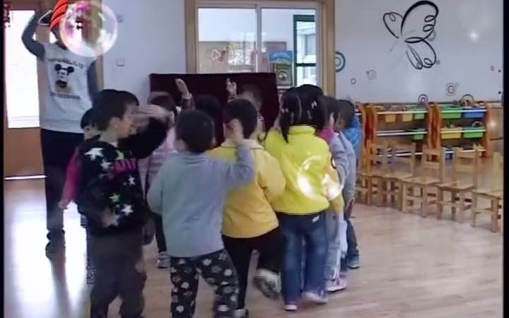 [图]幼儿园公开课 幼儿园小班音乐《咿呀咿呀哟》幼师懂幼师 咿呀咿呀呦 小班音乐公开课 小班音乐游戏 幼儿园音乐律动 幼儿园优质课 幼儿园园长.mp4