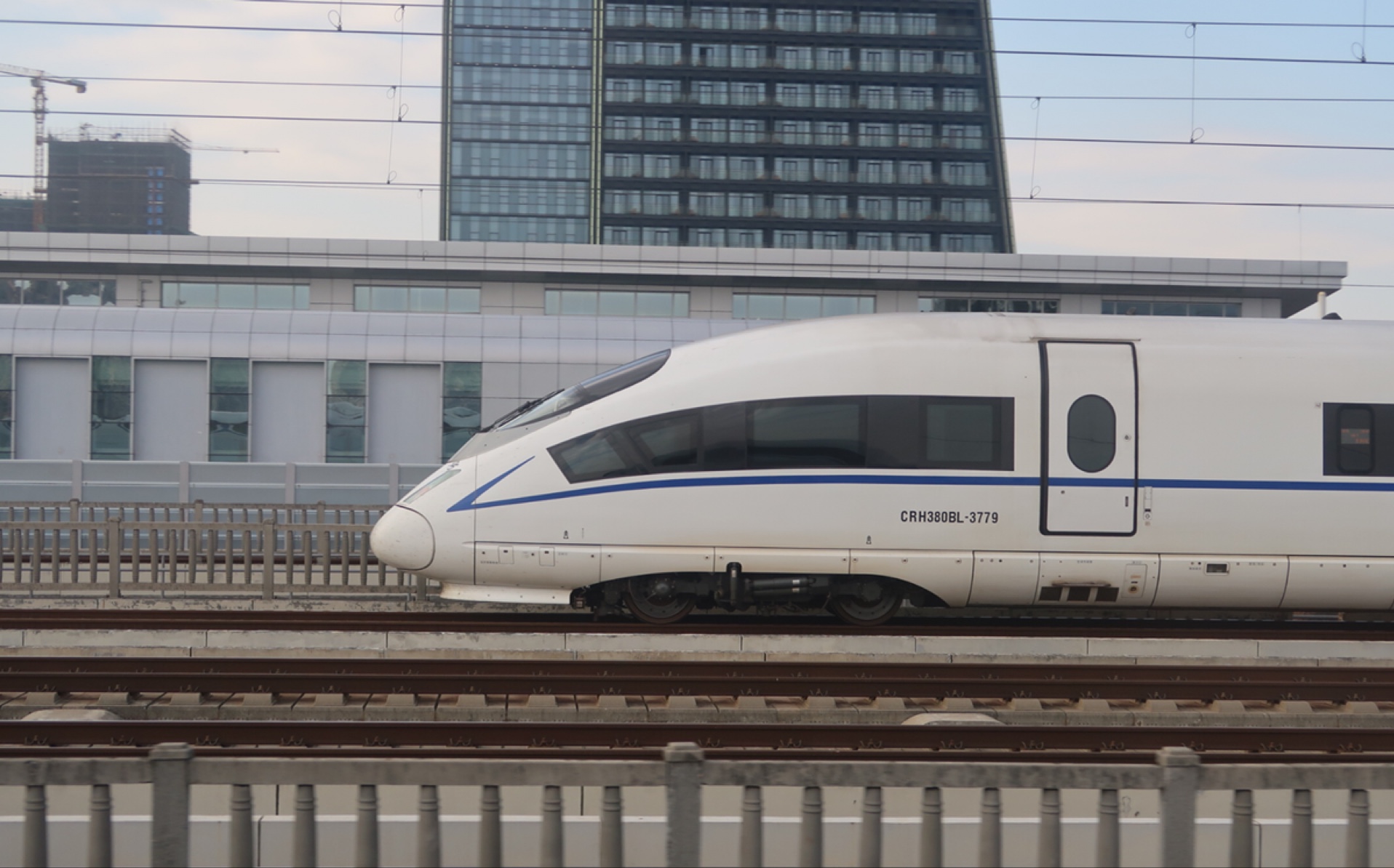crh380bl全速通过镇江南站