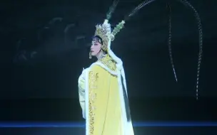 Descargar video: 【越剧】《梅花魂 堕岩》方亚芬 纪袁2022.11.1