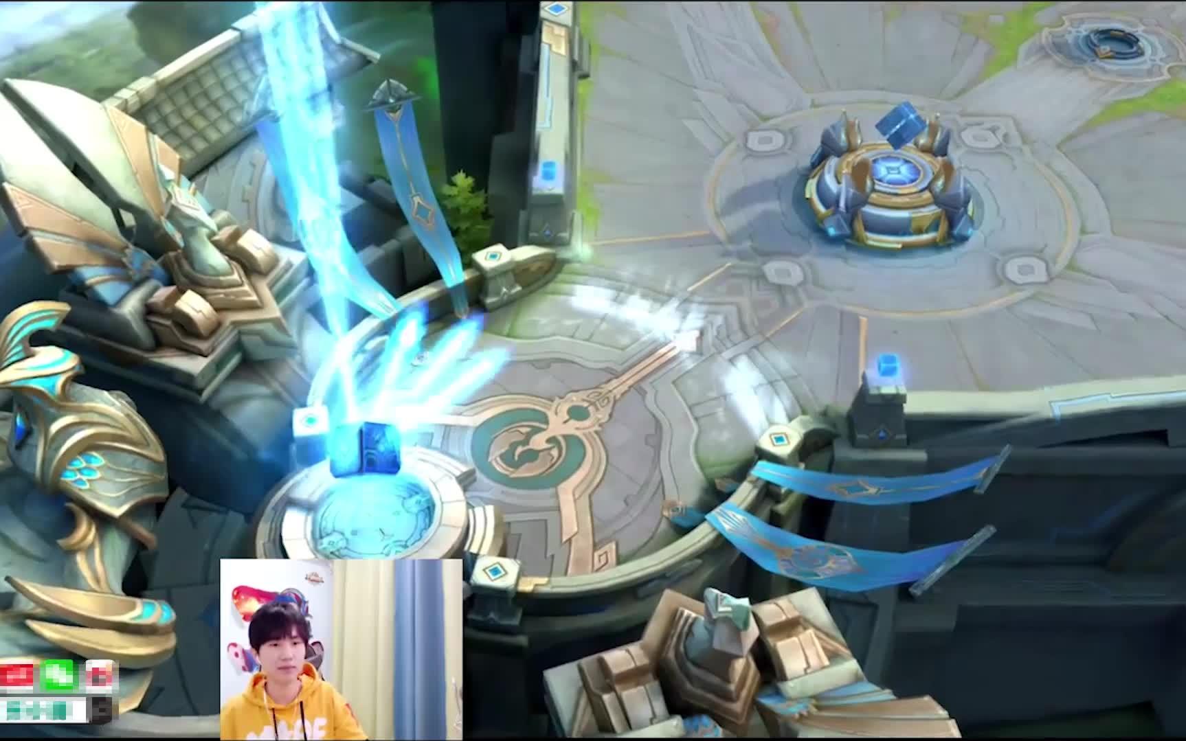 【虎牙小蒜】小蒜巅峰赛鲁班小书包上分,走位躲避敌方英雄大招伤害