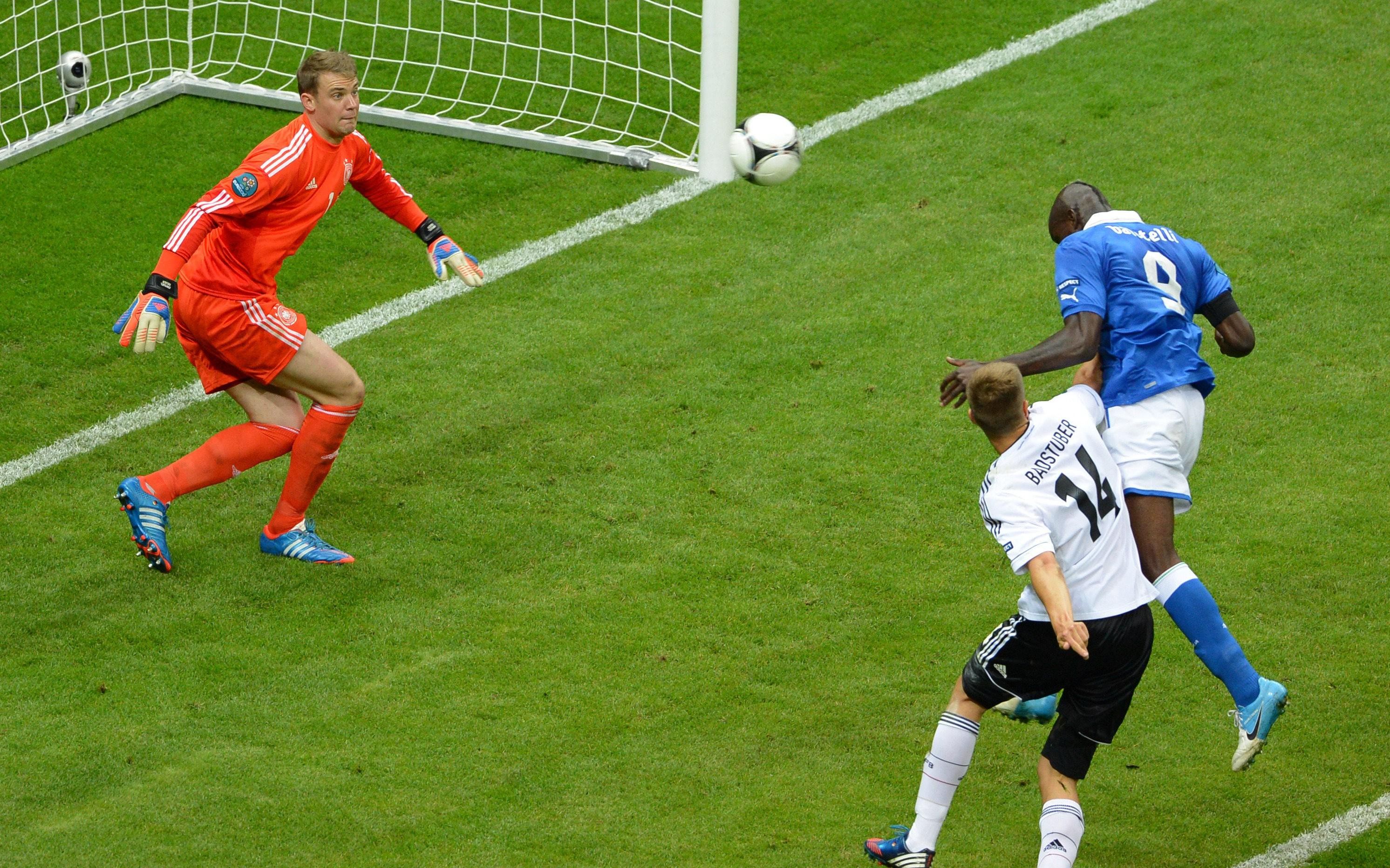 2012欧洲杯巴洛特利封神一战