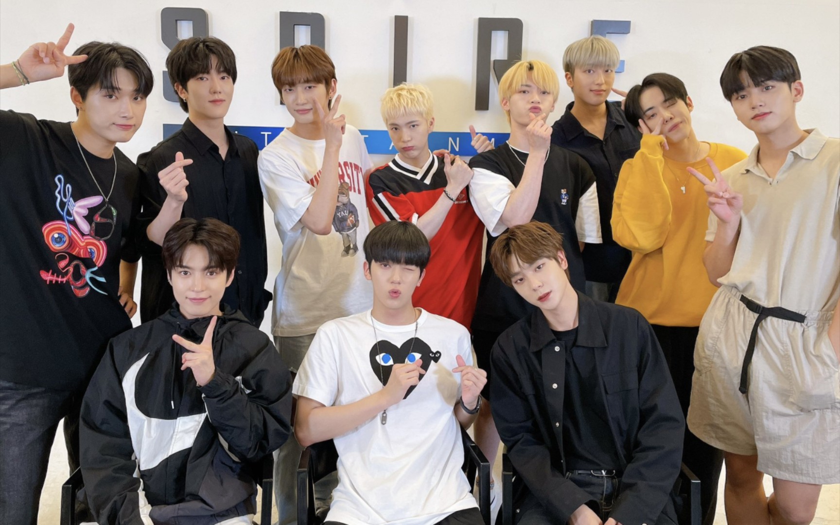 【申艺灿金宰汉/omegax】忙内和他哥都好喜欢一蹦一跳的喔好可爱～顺