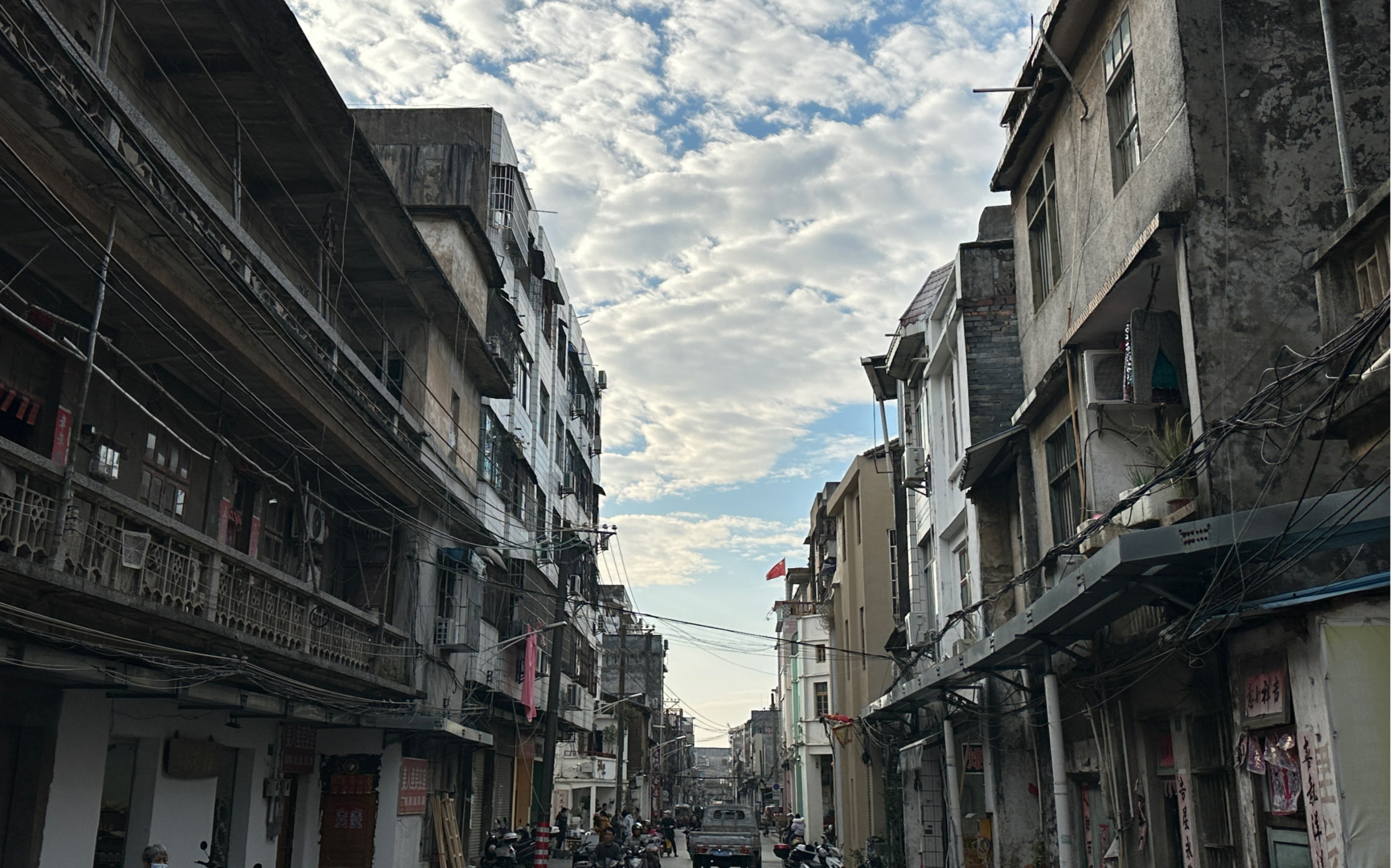 【旅行日记】广西钦州vlog|city walk|钦州老街|一马路 二马路