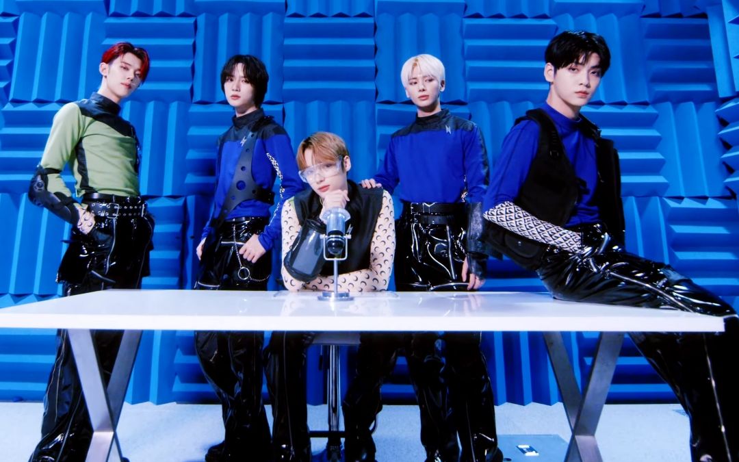 txt新曲magic mv 首舞台公开_哔哩哔哩_bilibili