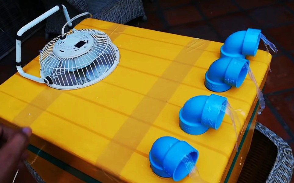 大叔自制可以吹冷气的空调,让小孩在炎热的夏天终于可以睡个好觉