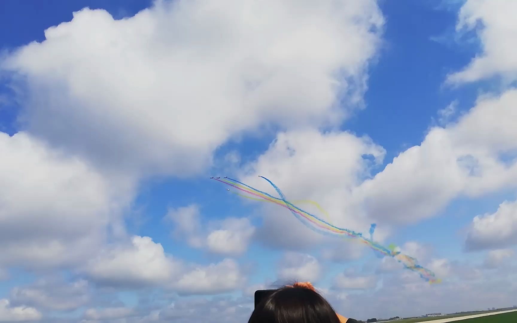 空军训练器材、空军滚轮训练器、滚轮旋梯训练器、航空模拟器、旋梯训练器械、航空训练器械、空军训练滚轮、滚轮训练模拟器、航空表演、航空体育训练...