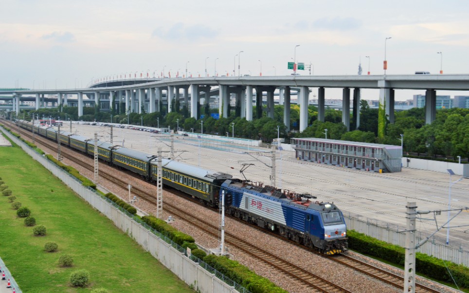 【旅游专列】y487通过南新环线