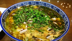 当夏最好吃的青花椒水煮鱼 采用新鲜青花椒 麻辣过瘾 好吃惨了 哔哩哔哩 つロ干杯 Bilibili