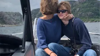 轰姆官宣新女友！看起来很般配哦，祝福他