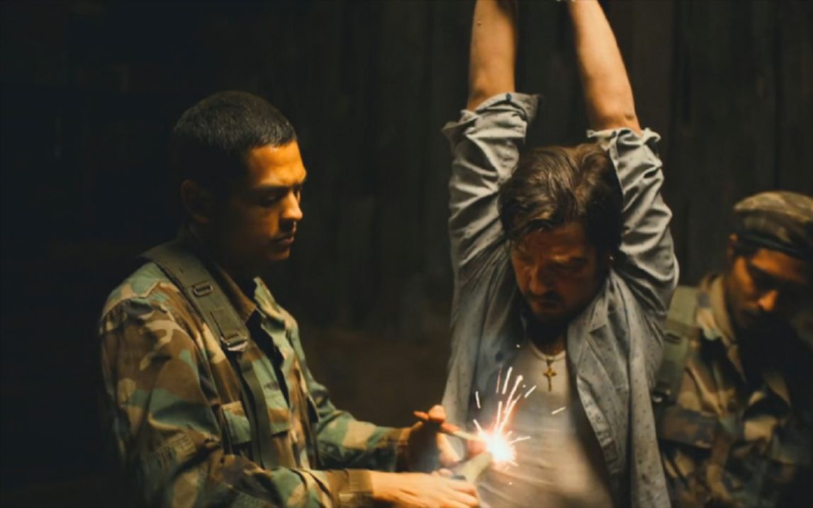 《毒枭墨西哥》四,墨西哥黑帮老大被吊打,在那里生活太艰难