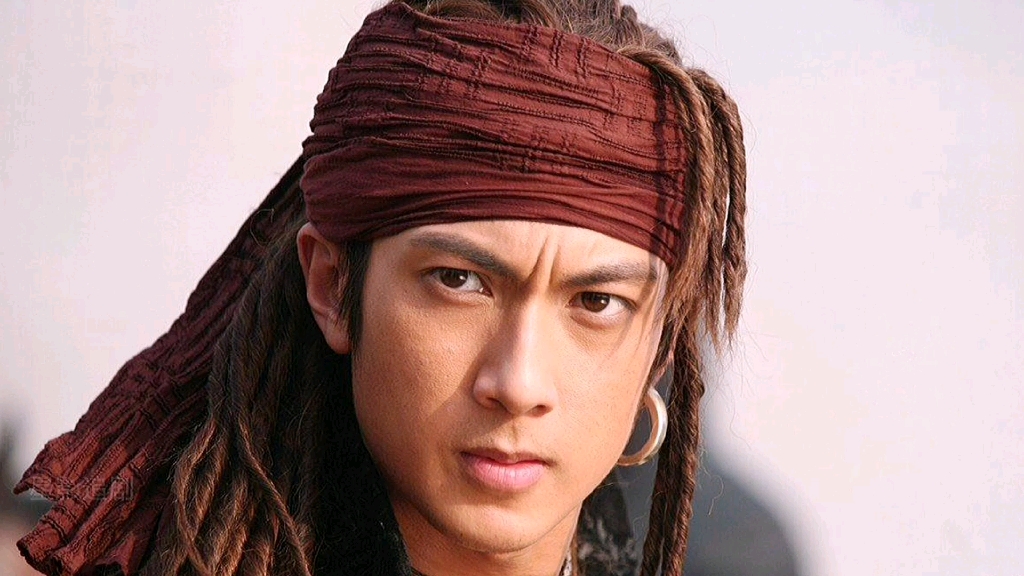 锦衣卫青龙大战大漠判官,两大高手联手强攻驿站