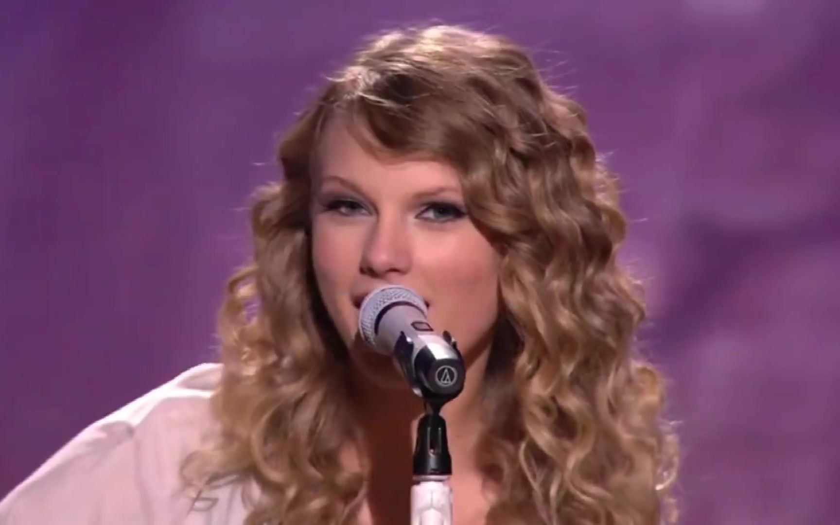 [图]【霉霉Taylor Swift】2008年格莱美颁奖典礼现场表演You belong with me+Today Was A Fairytale