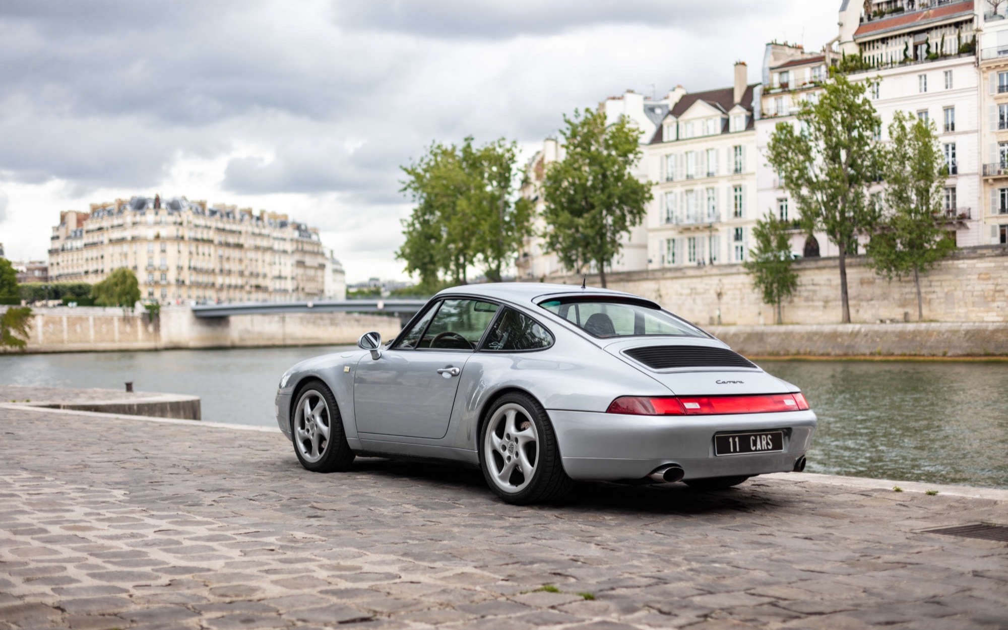 保时捷993 carrera s 水平对置风冷的怒吼
