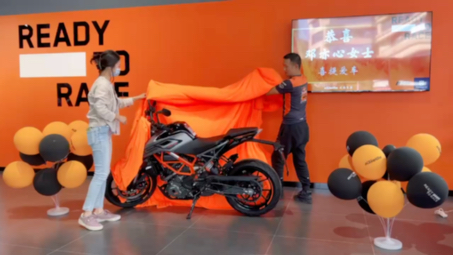 你爱了吗? 我说的是#新款#KTM250duke哔哩哔哩bilibili