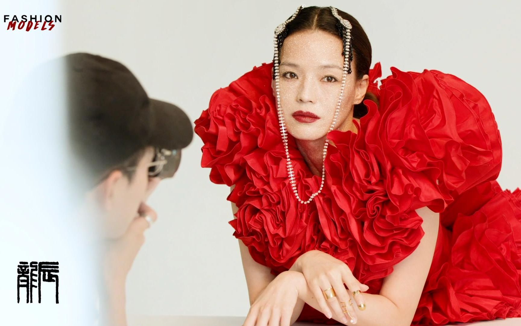 时尚纪录片丨舒淇惊艳演绎"十二生肖"主题时尚大片