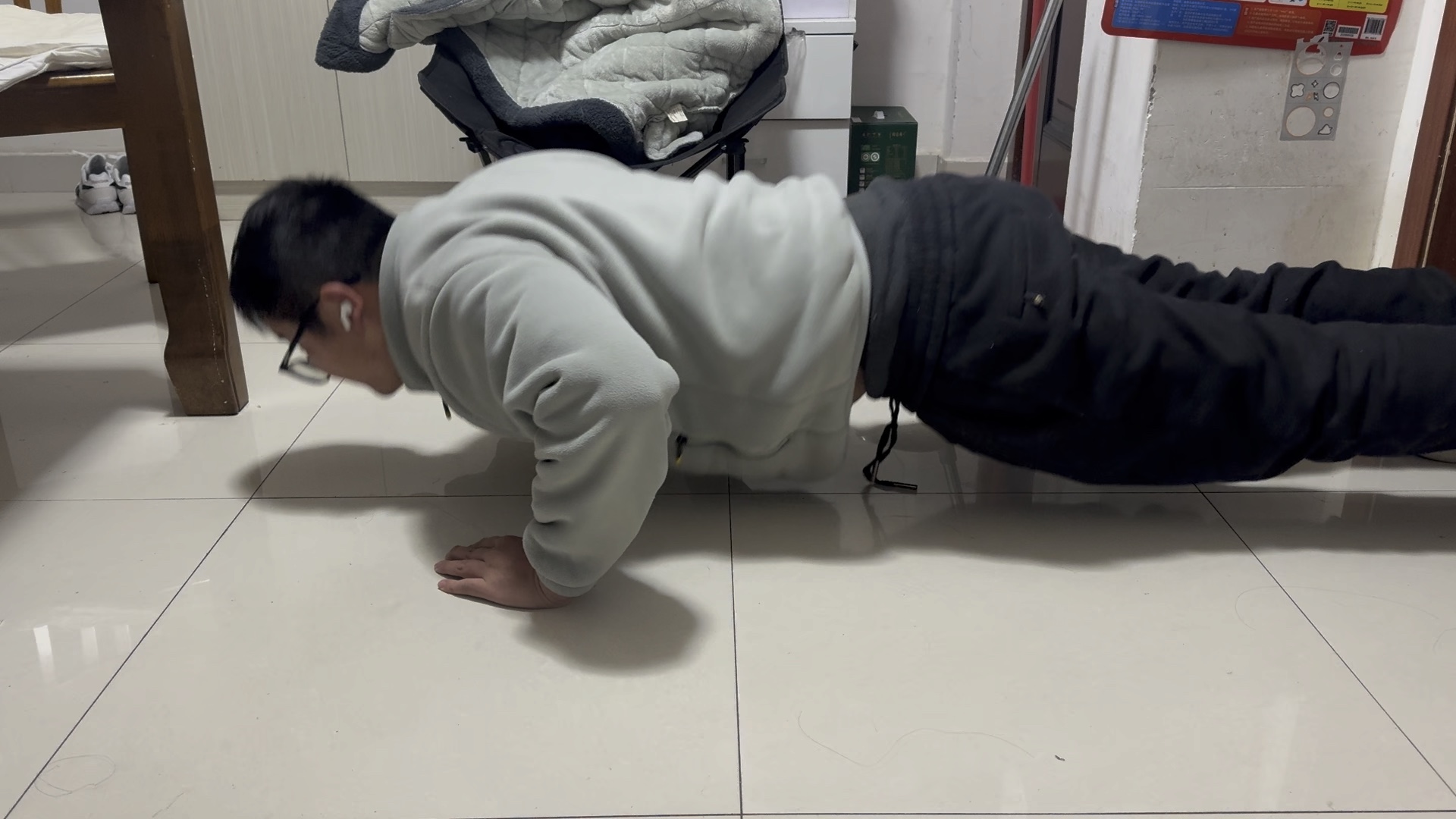 俯卧撑打卡第525天