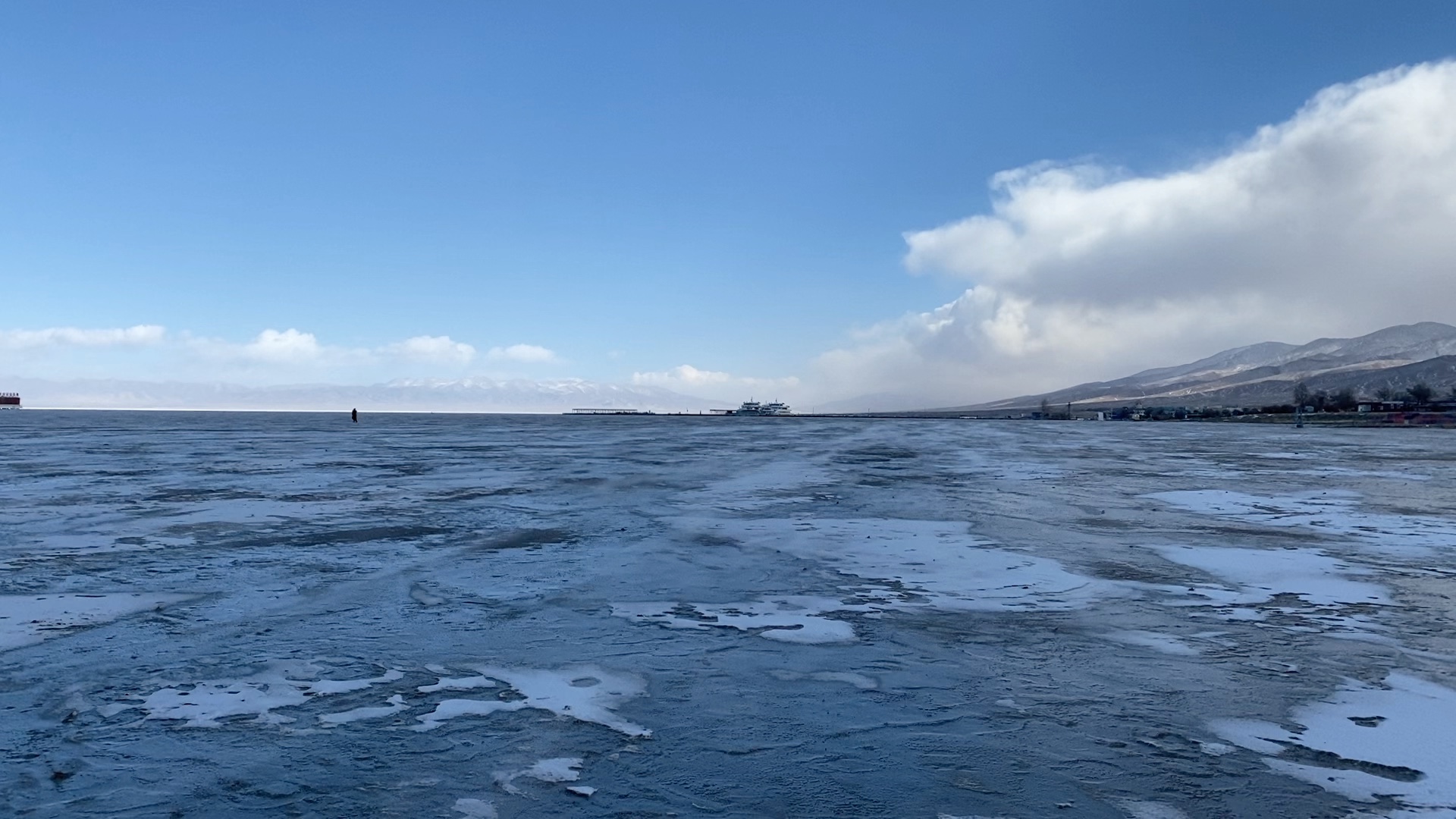 冬天的青海湖