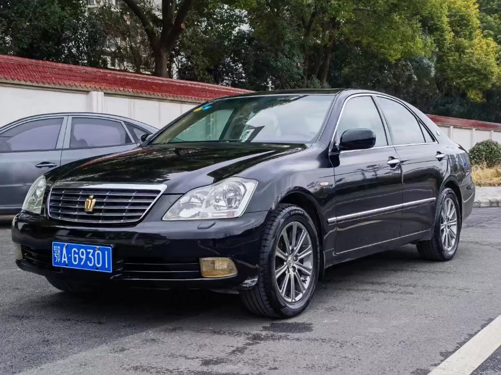 一代经典极品12代金标皇冠