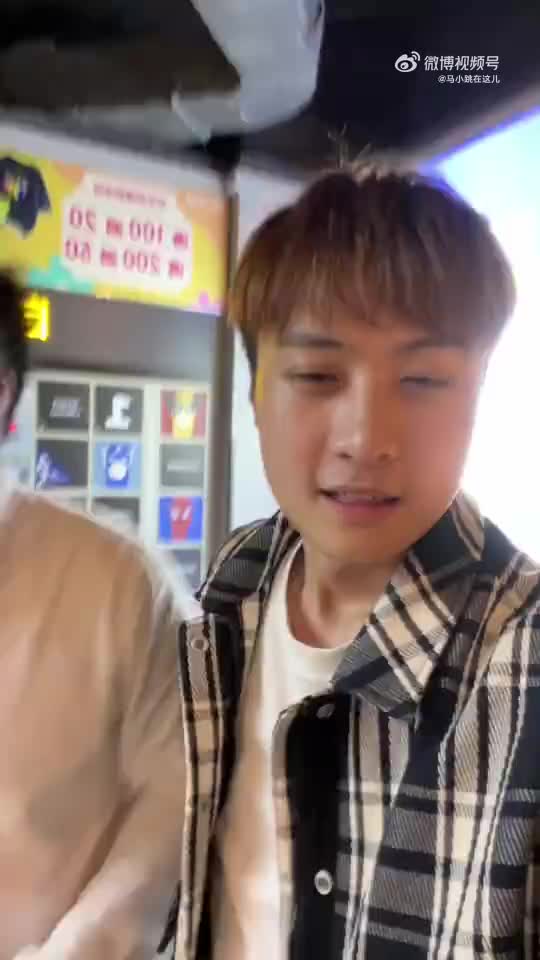 带老穆看电影