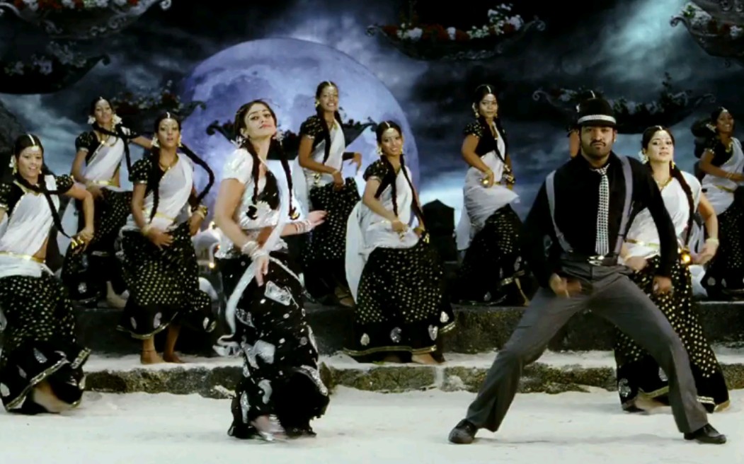 印度电影《守护神》经典歌舞(小老虎,狄克鲁兹主演)