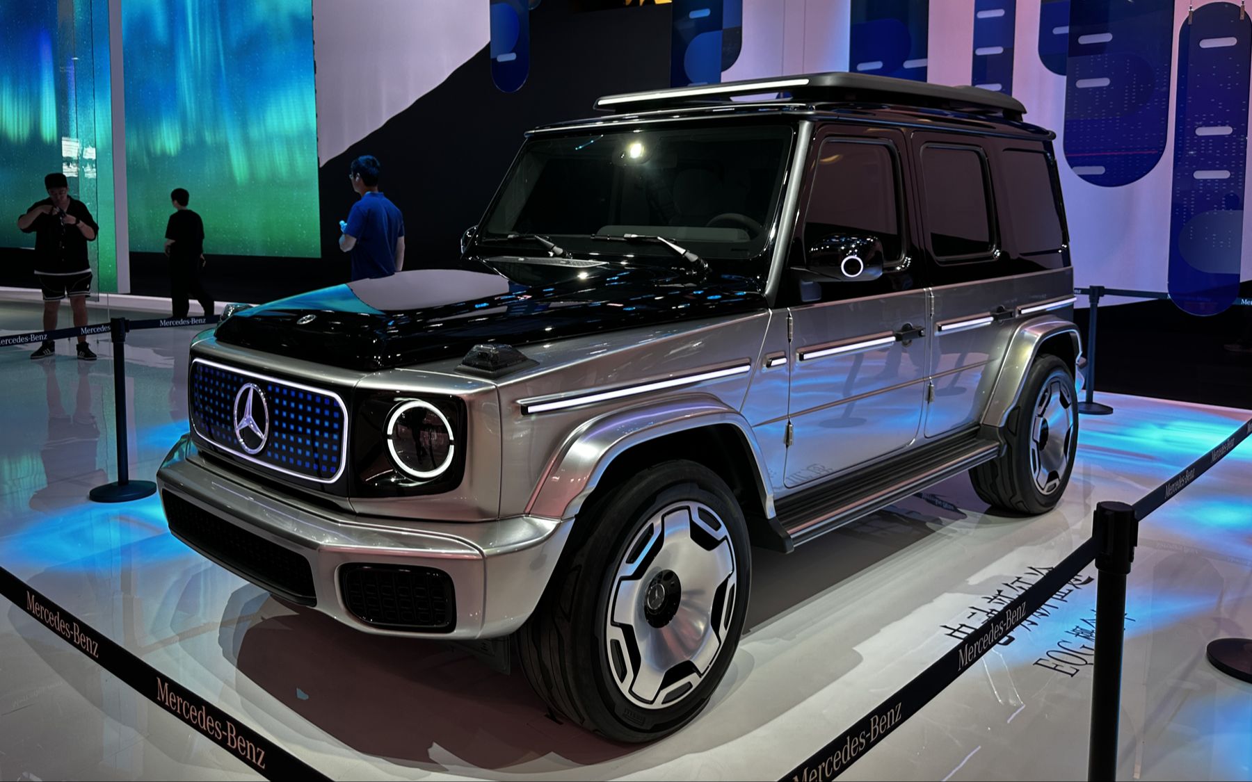 2023上海车展:北京奔驰eqg实拍,仰望u8强有力竞争者!