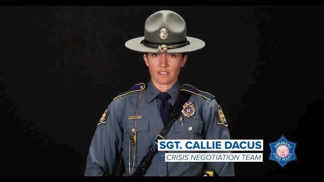 本周你的阿肯色州警察活动以asp的危机谈判小组为特色