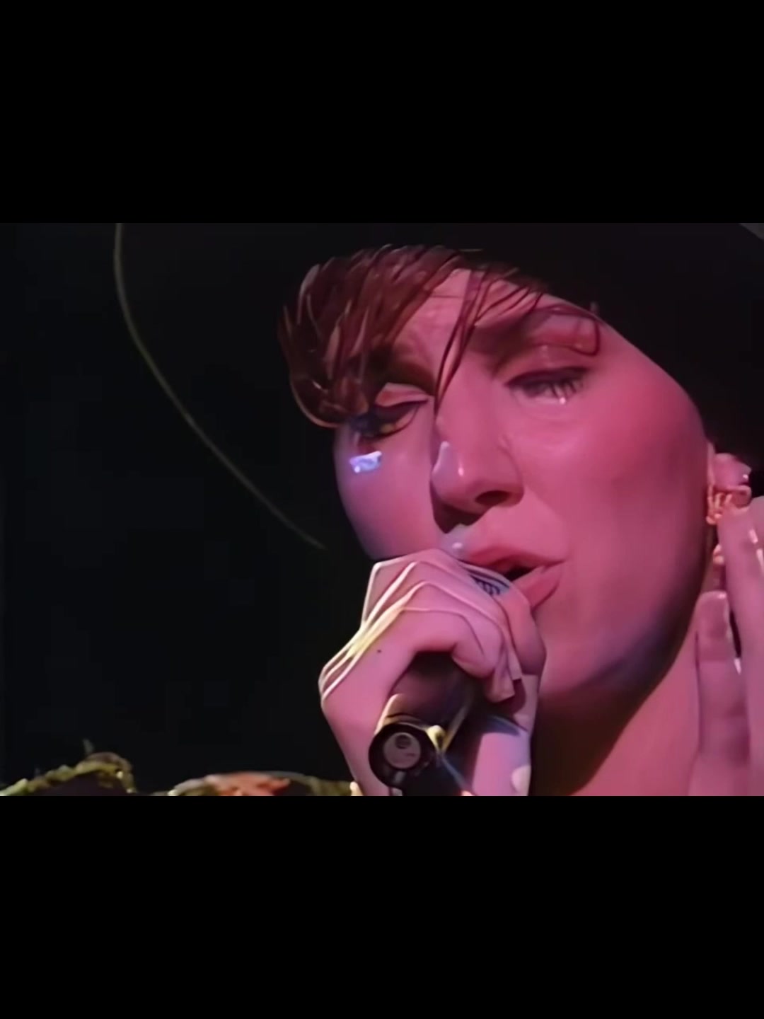 黛比·吉布森 愚蠢的节拍