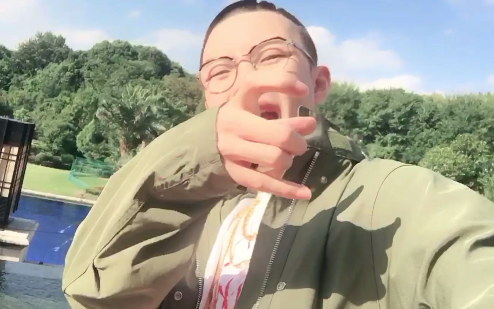 【brantb_小白】微博故事_美好的一天从白白龙打招呼开始