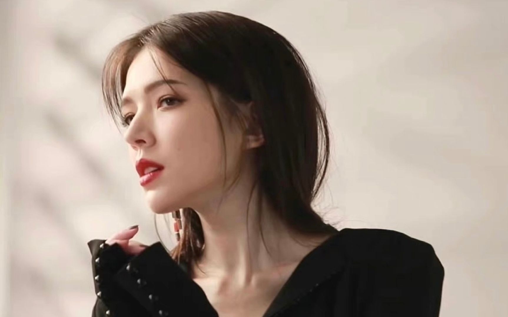 【许玮甯】谁说混血不抗老,谁能想到这姐已经快40了!