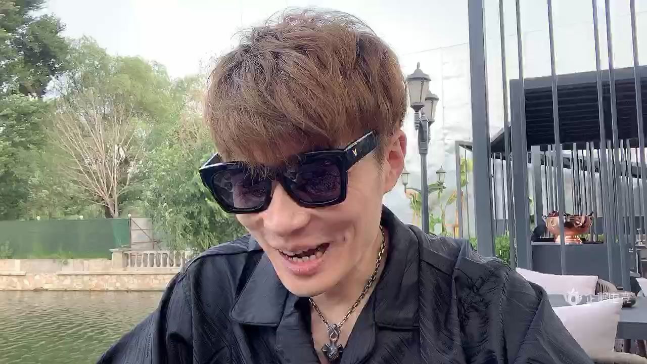 帝师716出门吃个饭