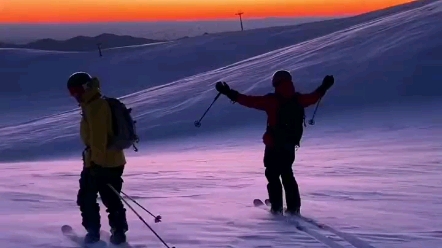 [图]保持热爱奔赴山海喜欢滑雪的人一定很温柔。