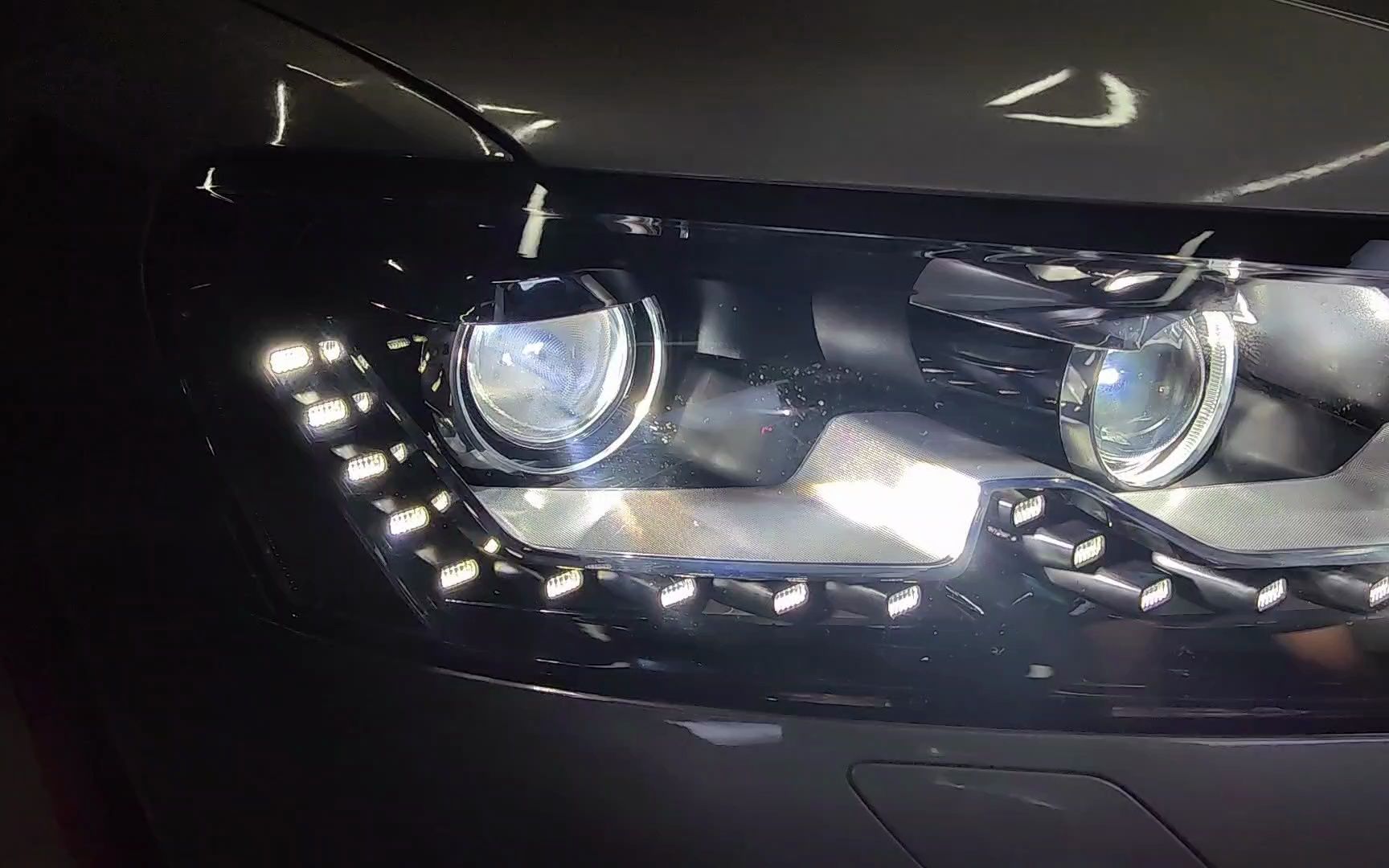 大众帕萨特升级车灯led大灯