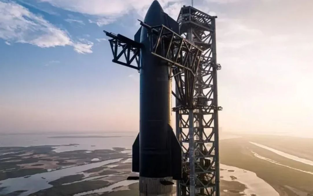 spacex"星舟"重型运载火箭第二次试射发生爆炸