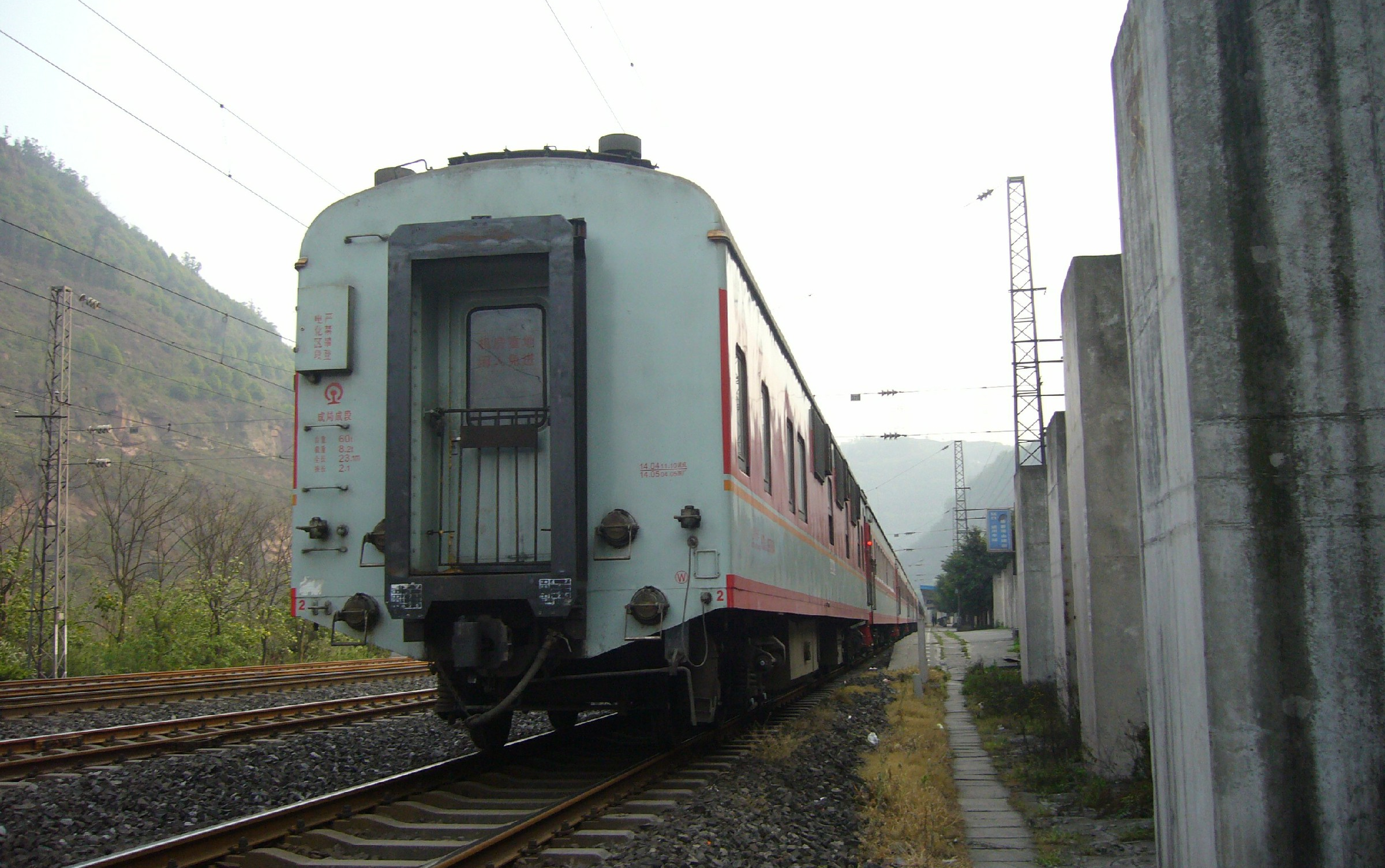 【十年前的春运】ss3 原色25g内昆标杆k853进入水富站!