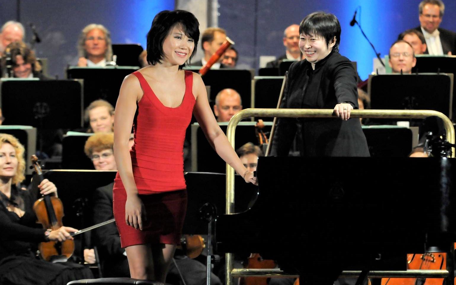 王羽佳黄蒙拉张弦与德累斯顿国立管弦乐团中国之夜chinesischenacht