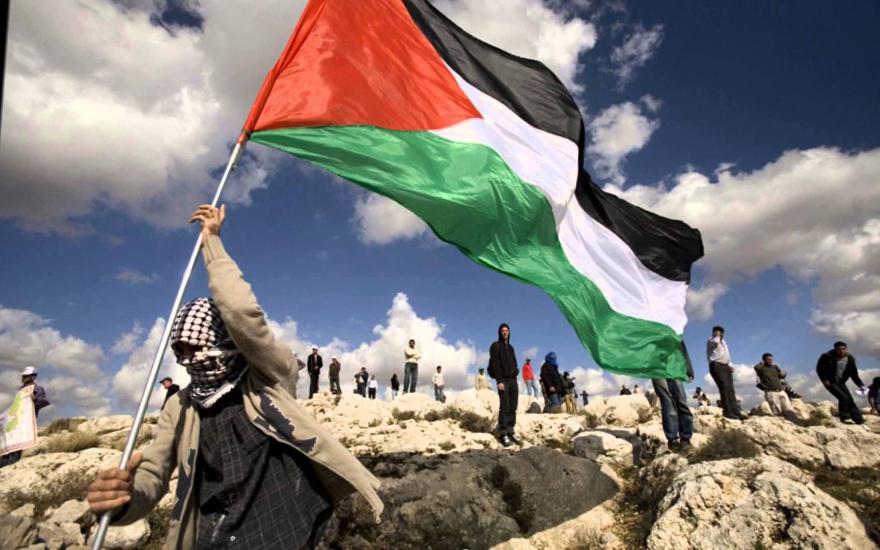 bırakın yahudiler filistinde kendi kanlarında boğul