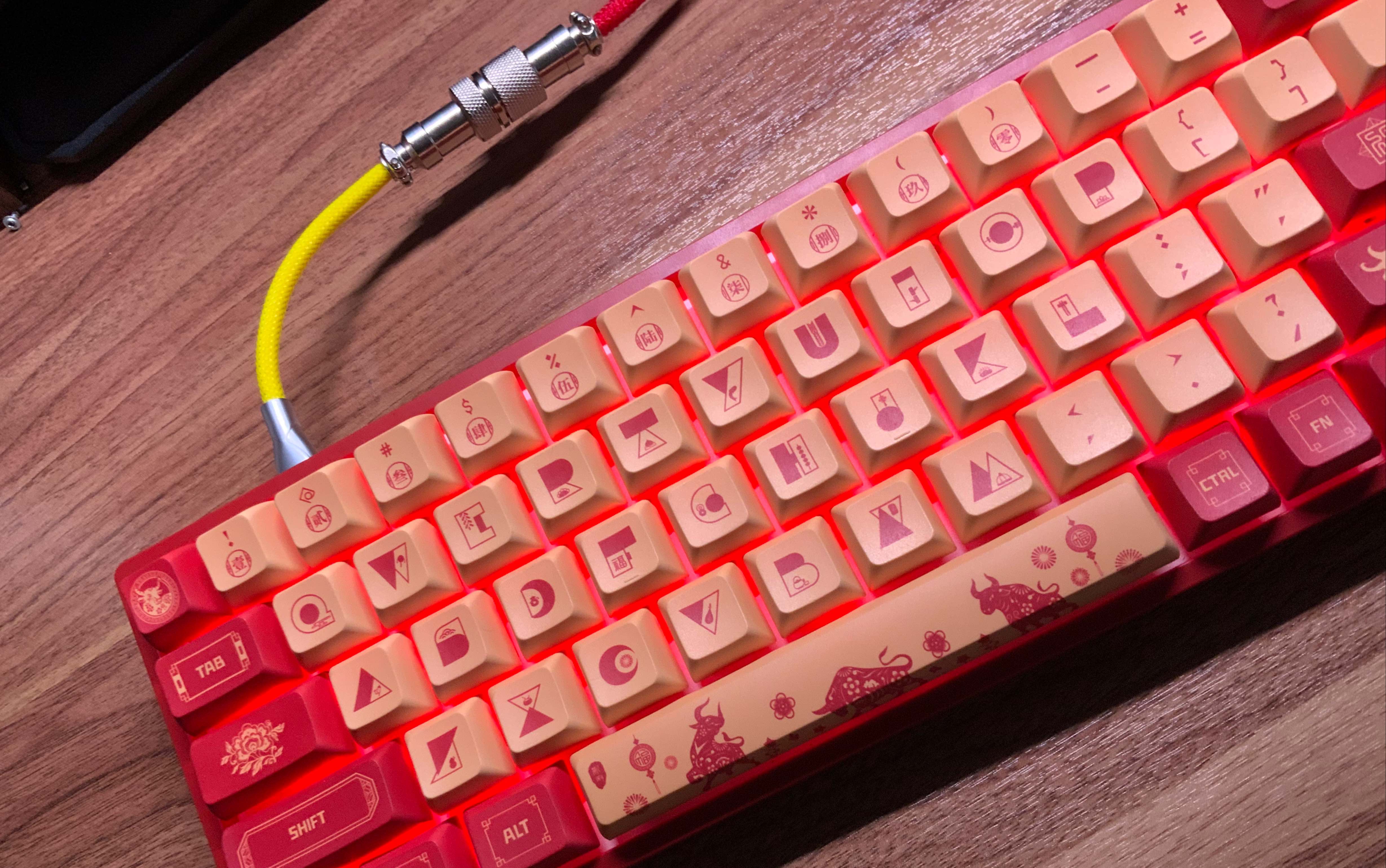 活动作品akko3068v2牛年限定jda高度键帽打字音