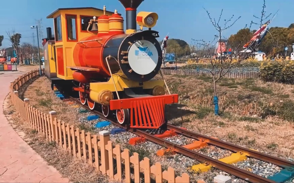 春暖花开正值游玩伊酷拉精灵农庄好时节