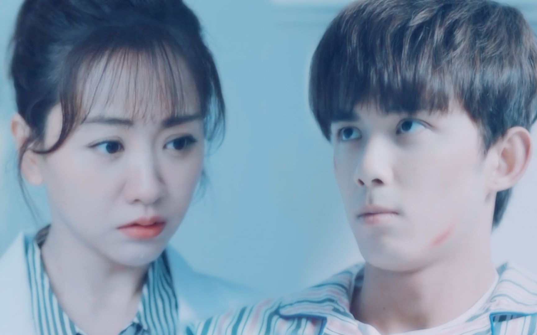 黎簇梁湾鸭梨看梁湾的眼神啊σ