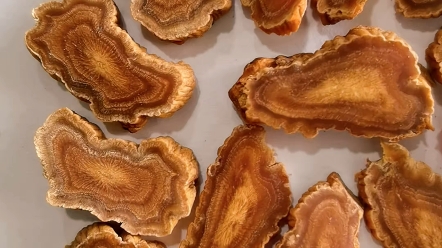 菊花心不是白心,是优等高丽参断面的一圈圈菊花状的纹理