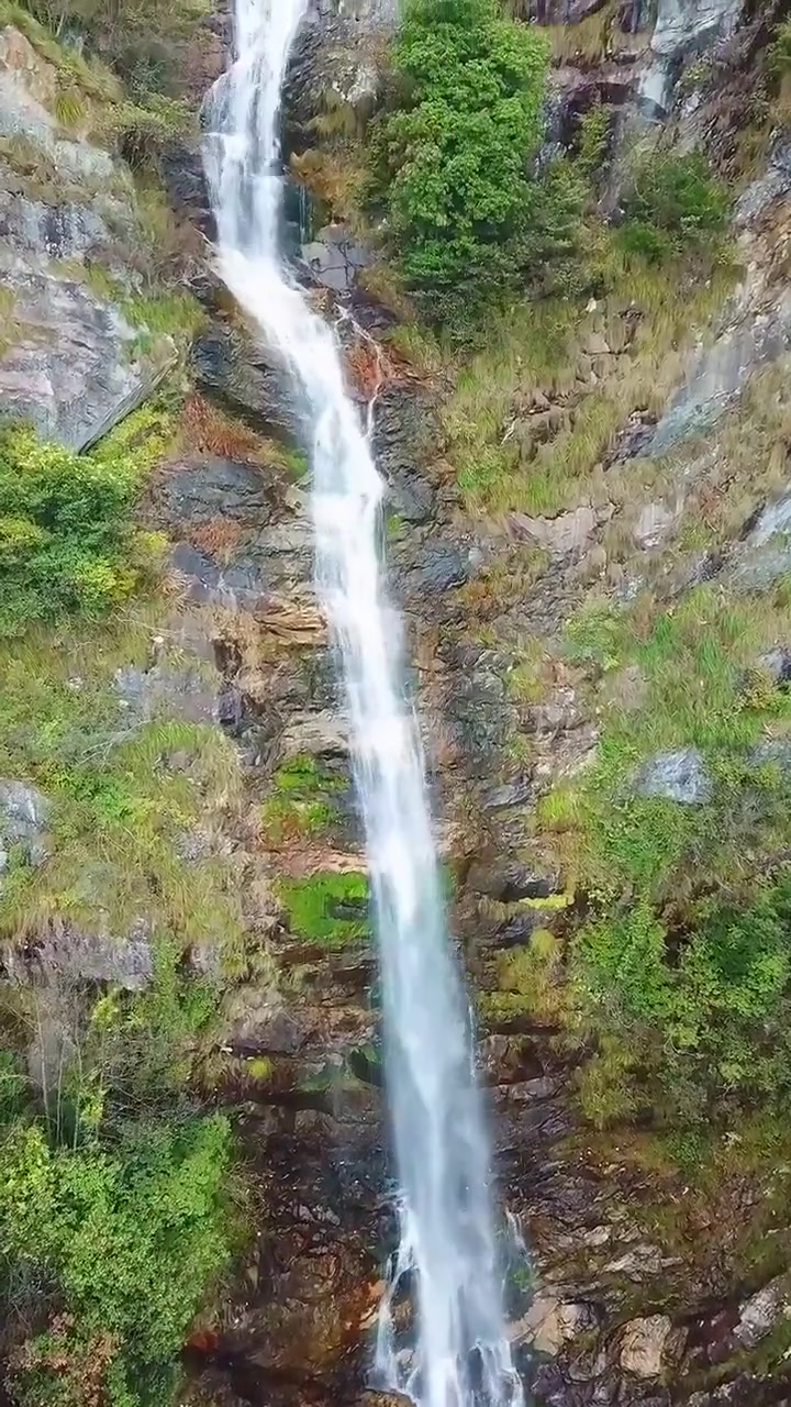 飞流直下三千尺 疑是银河落九天~望庐山瀑布【藏在语文课本里的美景】哔哩哔哩bilibili