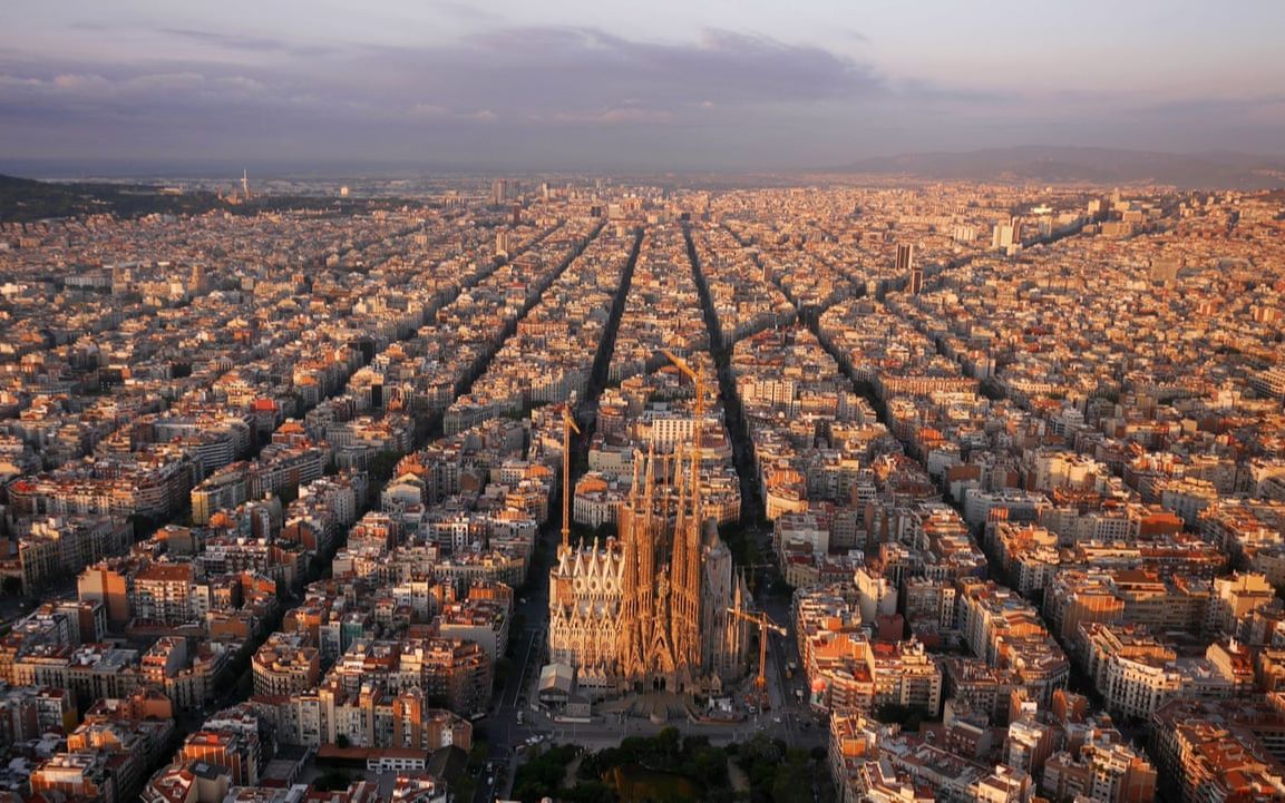 看国外如何解决"停车难,行车堵"——巴塞罗那超级街区方案