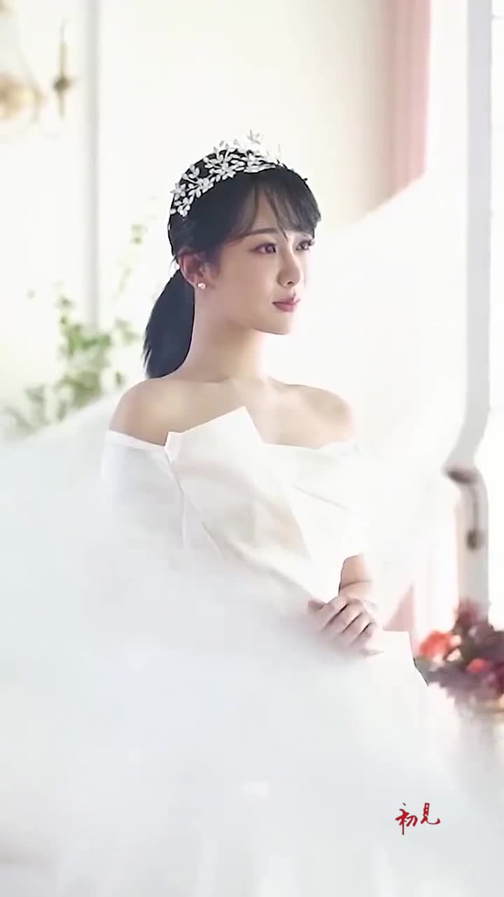 杨紫,你就是我们的公主,婚纱照太美了