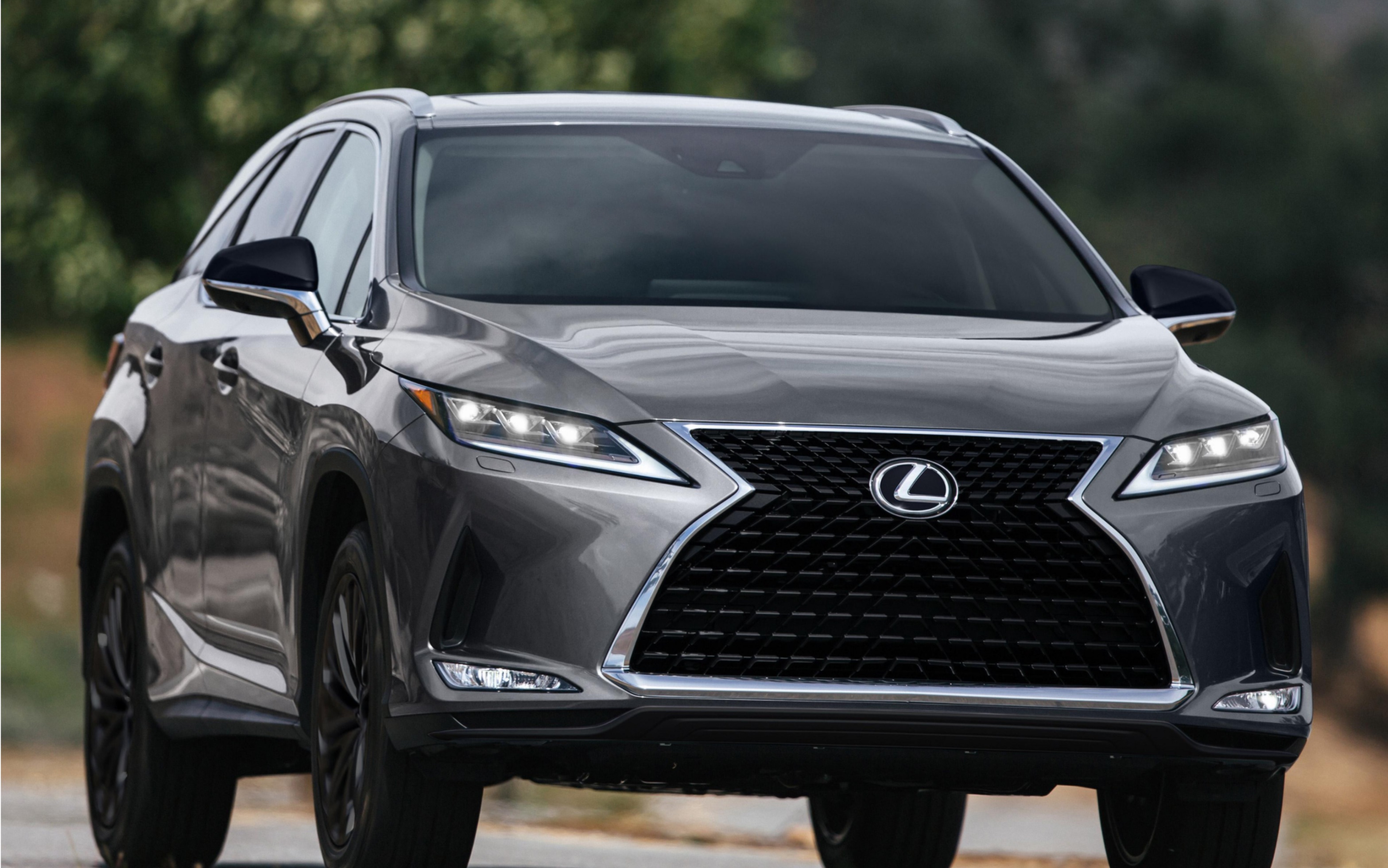 雷克萨斯插电混动车值不值得买?